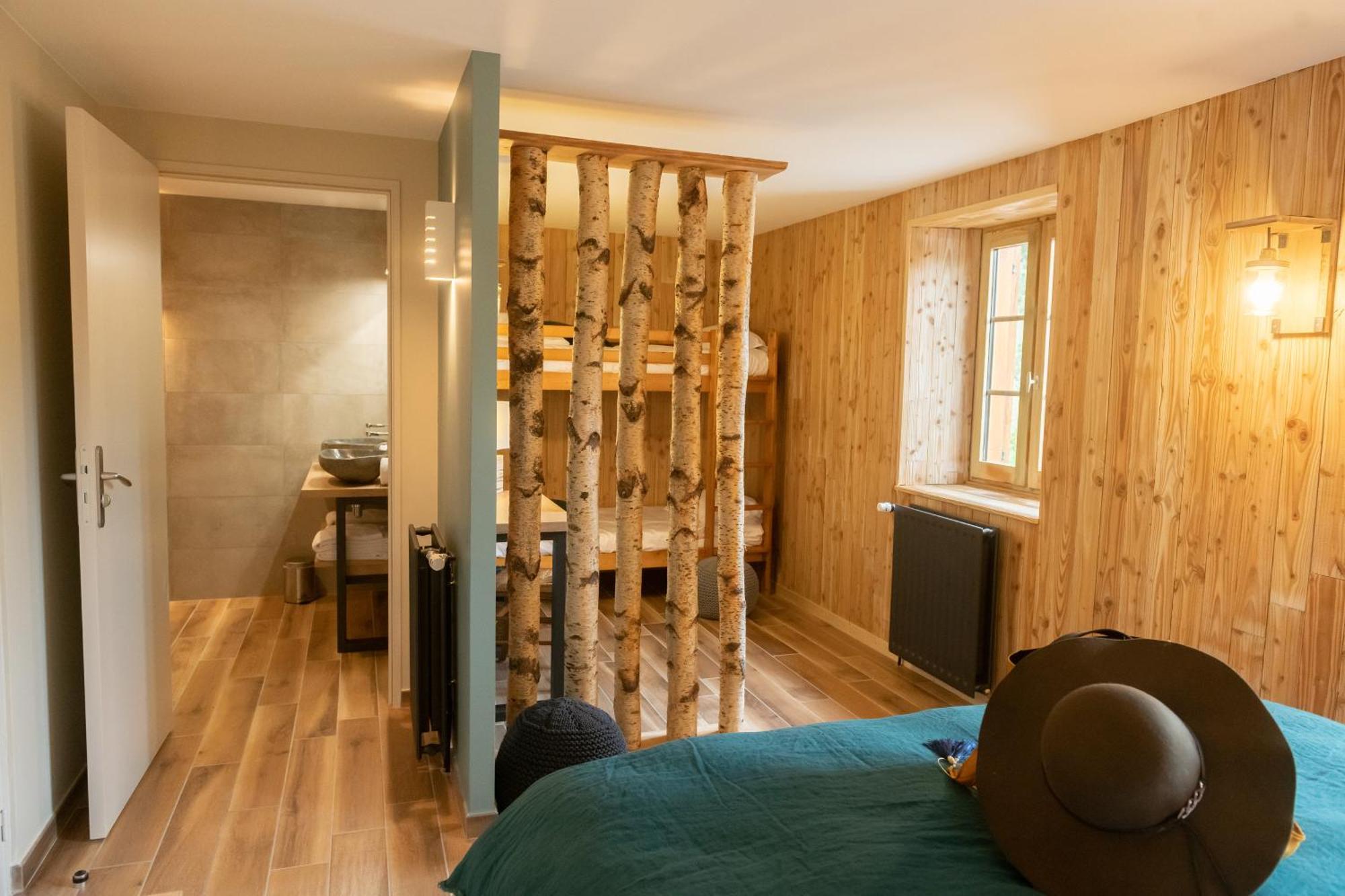 Le Jas Du Mas Hotel Saint-Anthème Eksteriør billede